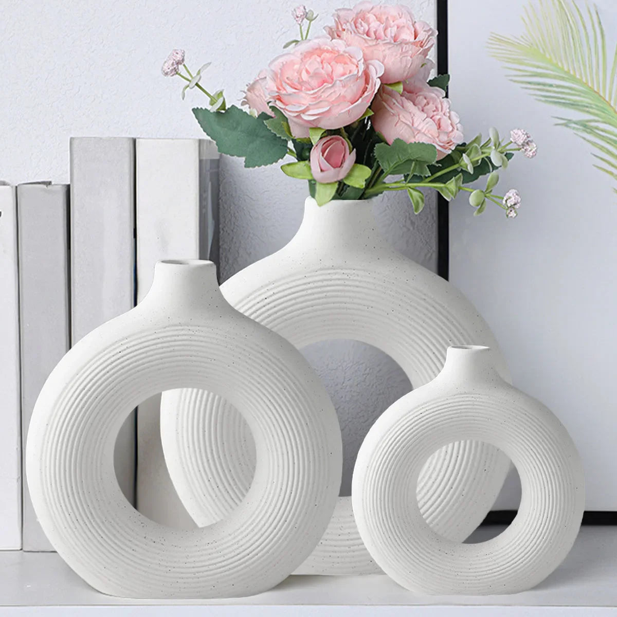 1pc White Ceramic Vases For Home Decor, Modern Decor Frosted Circle Vase, Minimalist Nordic Donut Vase, Decorative